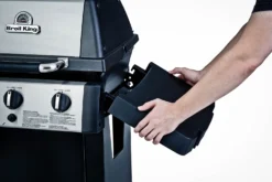 Broil King GEM 310 Gasgrill - Modell 2023 -Grill Verkaufs-Shop 16941 broil king gem 320 seitenablage ab 8 1607697572