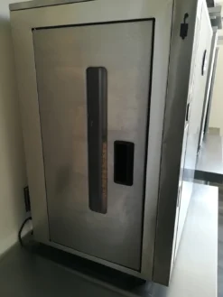 Bradley Professional Smoker BS1019 / Elektro Räucherofen 8 Bradley Professional Smoker BS1019 / Elektro Räucherofen -Grill Verkaufs-Shop 20092 bradley smoker bs1019 seitliche tuer