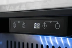 BULL Premium Outdoor Schubladen-Kühlschrank Mit LED Kontrollpanel, IPX4 Spritzwassergeschützt -Grill Verkaufs-Shop 22280 Bull Kuehlschrank Outdoor Bedienung