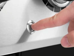 Broil King Regal 490 Black - Modell 2021 -Grill Verkaufs-Shop 957283 7 REGAL XL PRO FEATURE 03