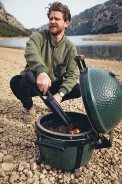 Big Green Egg Looftlighter X - Akkubetriebener Grillanzünder -Grill Verkaufs-Shop Big Green Egg Looftlighter X Egg Keramikgrill Lifestyle