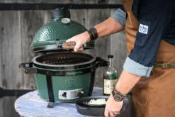 Big Green Egg MiniMax Keramikgrill Starter - Paket -Grill Verkaufs-Shop Big Green Egg MiniMax Tischgrill Kompakt 2