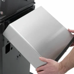 Broil King Baron 490 Black Gasgrill Inkl. Drehspieß - Modell 2023 - SMART Deal Inkl. Grillfürst Grill Control -Grill Verkaufs-Shop Broil King Gasgrill 875282 BARON490 FOLDING SHELF 01