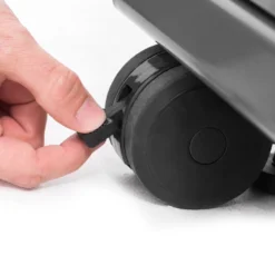 Broil King Regal 490 Black Gasgrill Inkl. Drehspieß - SMART Deal Inkl. Grillfürst Grill Control - Modell 2023 -Grill Verkaufs-Shop Broil King Regal 490 Rolle feststellbar 2