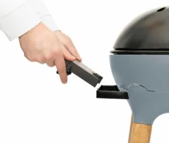 CADAC Gasgrill Citi Chef 40 FS BBQ / Dome Steel Grey, 50 Mbar -Grill Verkaufs-Shop CADAC Citi Chef 40 FS Steel Grey Seitenablagen 1