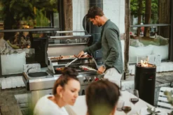 Enders Gasgrill Kansas II Pro 4 SIK Profi Turbo -Grill Verkaufs-Shop Enders Outdoor Kueche Gasgrill Kansas II Pro 4 SIK Profi Turbo