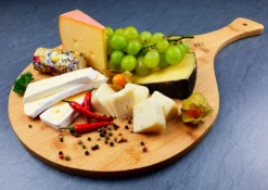 Grillfürst Pizzabrett Bambusholz -Grill Verkaufs-Shop Grillfuerst Servierbrett Kaeseplatte