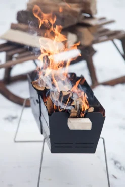 Knister Grill Original - Ausziehbarer Holzkohle Kompaktgrill -Grill Verkaufs-Shop Knister Grill Holzfeuer