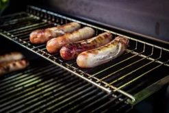 Grillfürst G620E 6-Brenner Gasgrill - 1. FC Köln Edition - Edelstahlroste -Grill Verkaufs-Shop Koeln Grill Warmhalterost Bratwurst 1