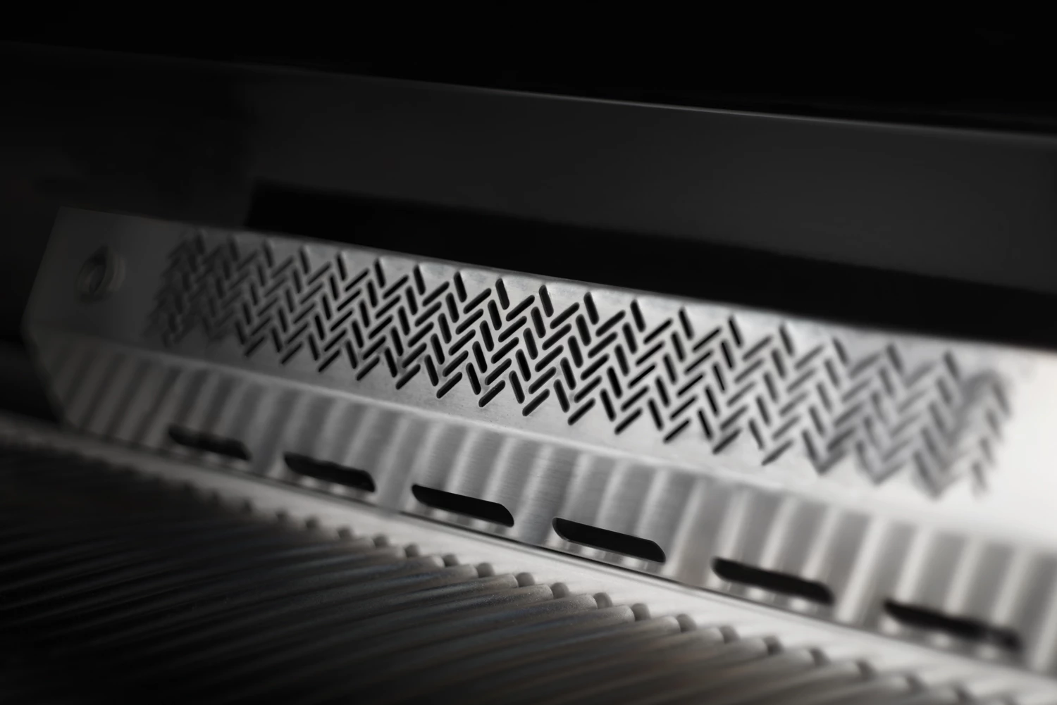 Napoleon Outdoor Küche Oasis Compact 105 Mit Prestige 500 Einbaugrill Und Einbau Sizzle Zone - Inkl. Arbeitsplatte Aus Feinsteinzeug 8 Napoleon Outdoor Küche Oasis Compact 105 Mit Prestige 500 Einbaugrill Und Einbau Sizzle Zone - Inkl. Arbeitsplatte Aus Feinsteinzeug – Bild 8