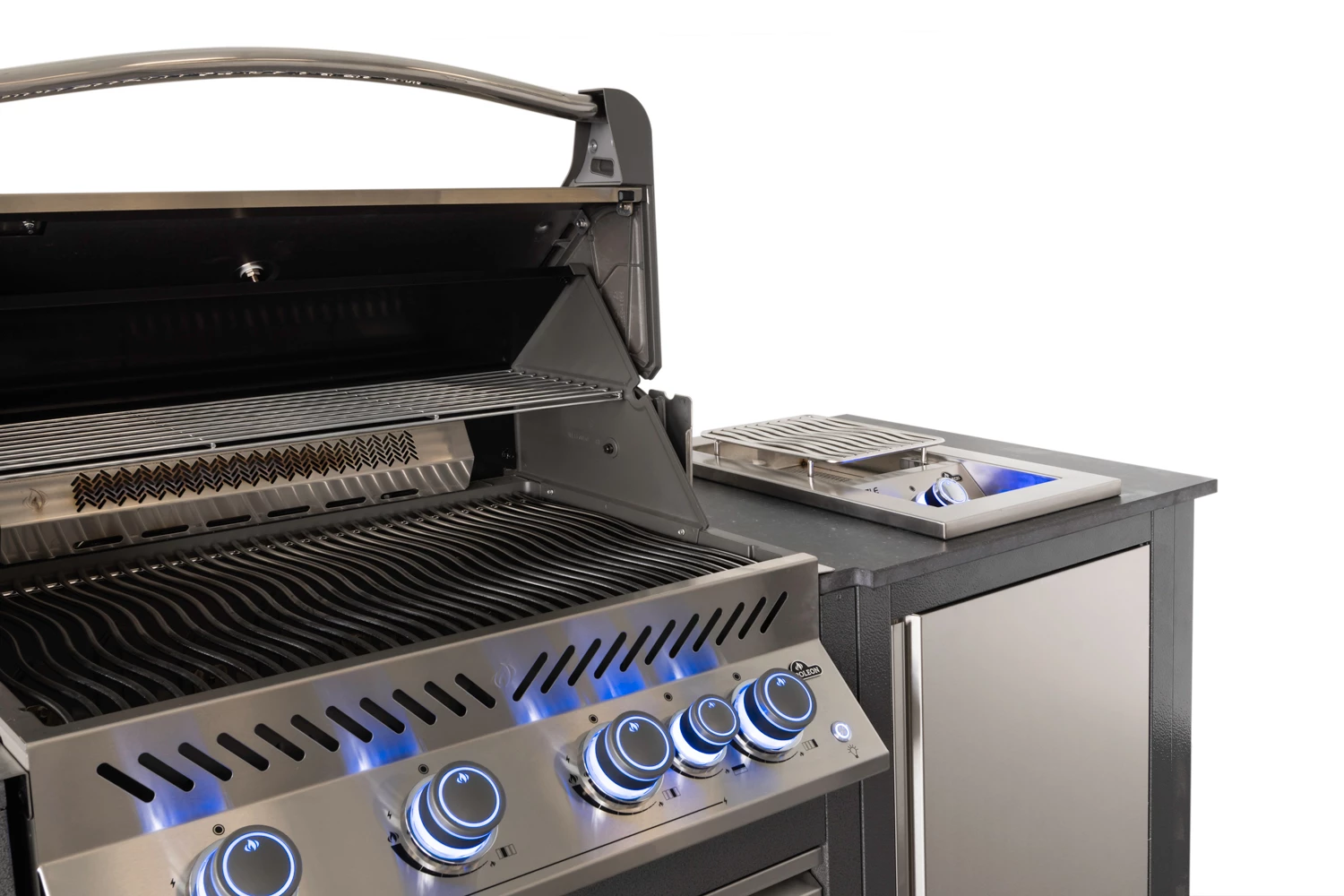 Napoleon Outdoor Küche Oasis Compact 105 Mit Prestige 500 Einbaugrill Und Einbau Sizzle Zone - Inkl. Arbeitsplatte Aus Feinsteinzeug 4 Napoleon Outdoor Küche Oasis Compact 105 Mit Prestige 500 Einbaugrill Und Einbau Sizzle Zone - Inkl. Arbeitsplatte Aus Feinsteinzeug – Bild 4