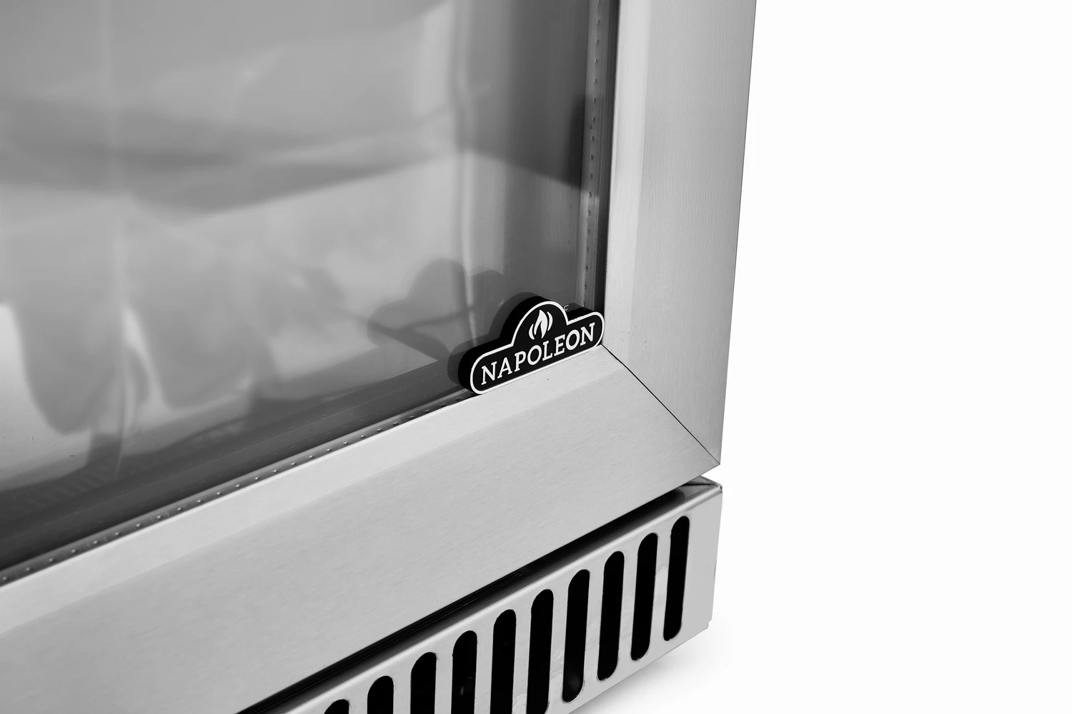 Napoleon Outdoor - Kühlschrank, 135 Liter, Rechtsdrehende Tür Mit Doppelverglasung Und LED Beleuchtung - Wasserdicht Nach IP24 11 Napoleon Outdoor - Kühlschrank, 135 Liter, Rechtsdrehende Tür Mit Doppelverglasung Und LED Beleuchtung - Wasserdicht Nach IP24 – Bild 11