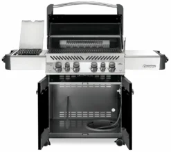 Napoleon Prestige 500 Gasgrill, Schwarz - Mit Safety Glow - X-DEAL Inkl. Grillthermometer, Schneidebrett Und Windschild Für SIZZLE ZONE -Grill Verkaufs-Shop Napoleon Prestige 500 Gasgrill schwarz open 1