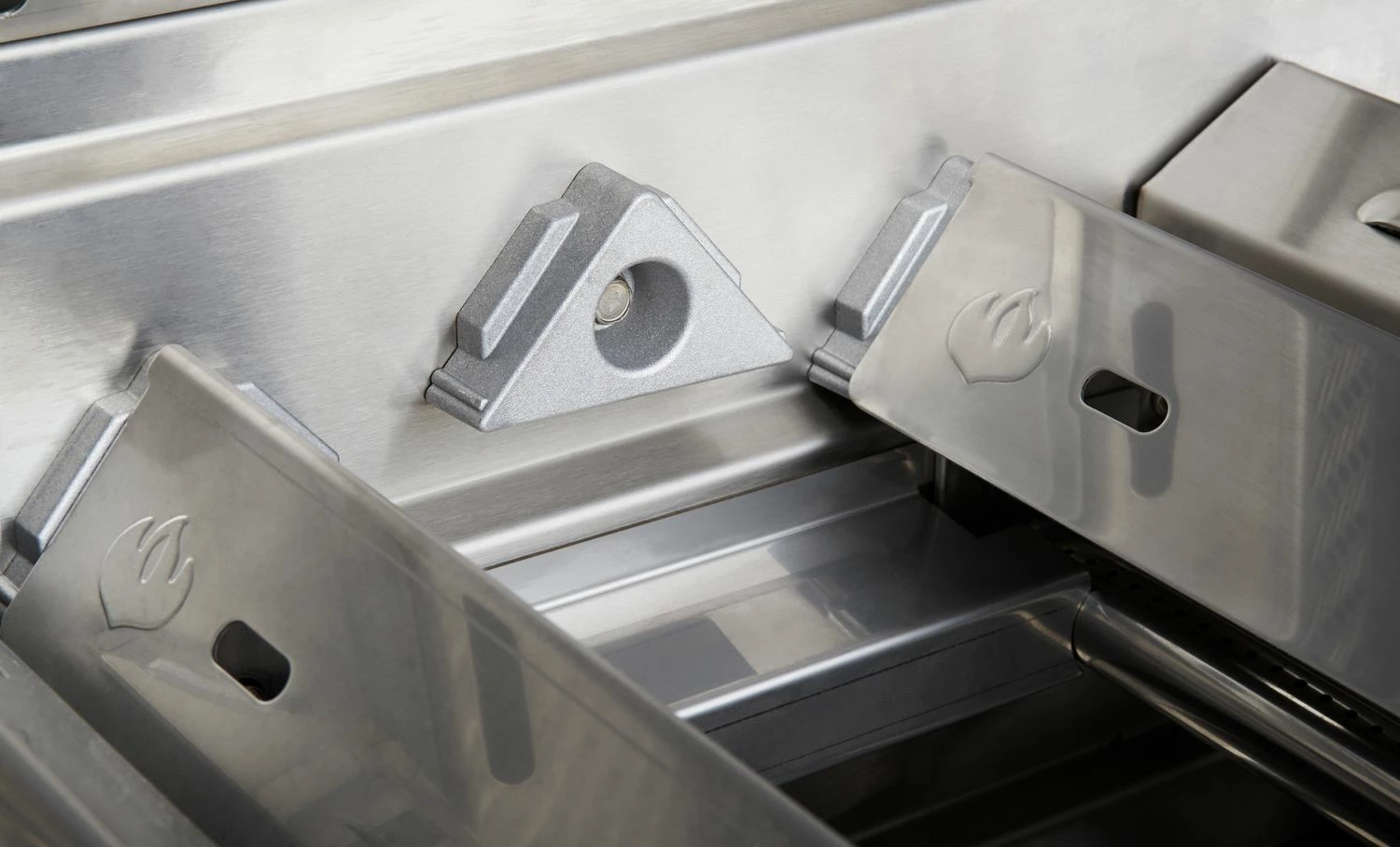 Napoleon Prestige Pro 665-3 Edelstahl Gasgrill Inkl. Drehspieß - X-DEAL Inkl. Napoleon Holzkohlegrill Kugelgrill Ø 57cm 19 Napoleon Prestige Pro 665-3 Edelstahl Gasgrill Inkl. Drehspieß - X-DEAL Inkl. Napoleon Holzkohlegrill Kugelgrill Ø 57cm – Bild 19