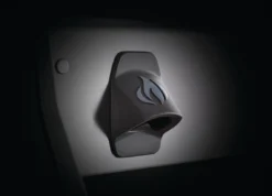 Napoleon Rogue SE 625 Gasgrill, Schwarz Mit Gussrosten, Sizzle Zone Und Heckbrenner - Modell 2023 -Grill Verkaufs-Shop Napoleon Rogue SE Flaschenoeffner 4