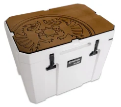 Petromax Kühlbox 50 Liter Alpenweiß - Inkl. Sitzkissen, Haft-Unterlage Und Einsatzkorb -Grill Verkaufs-Shop Petromax kx50 padw d Haft Auflage Kuehlbox kx50 braun Drachen 6 1625043118