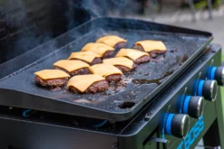 Pit Boss Plancha Grill Ultimate Plancha 4-Brenner - Mit Untergestell 28 Pit Boss Plancha Grill Ultimate Plancha 4-Brenner - Mit Untergestell -Grill Verkaufs-Shop Pit Boss Plancha Grill 4 Brenner Burger