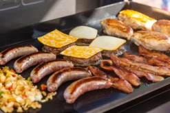 Pit Boss Plancha Grill Ultimate Plancha 3-Brenner - Mit Untergestell 27 Pit Boss Plancha Grill Ultimate Plancha 3-Brenner - Mit Untergestell -Grill Verkaufs-Shop Pit Boss Planchagrill Ultimate 3 Brenner Planchagrillen