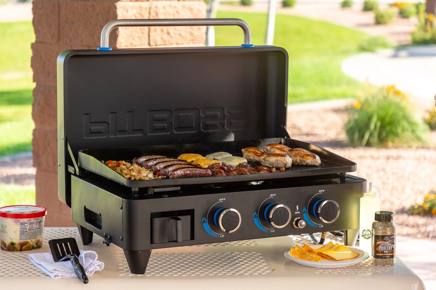 Pit Boss Plancha Grill Ultimate Plancha 3-Brenner - Mit Untergestell 14 Pit Boss Plancha Grill Ultimate Plancha 3-Brenner - Mit Untergestell – Bild 14