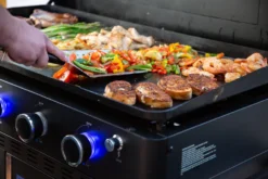 Pit Boss Planchagrill Ultimate Plancha 5-Brenner - Grillstation 21 Pit Boss Planchagrill Ultimate Plancha 5-Brenner - Grillstation -Grill Verkaufs-Shop Pit Boss Planchagrill Ultimate 5 Brenner massive Gussplancha