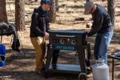 Pit Boss Plancha Grill Ultimate Plancha 2-Brenner - Mit Untergestell -Grill Verkaufs-Shop Pit Boss Planchagrill Ultimate Plancha 2 Brenner Kompaktgrill