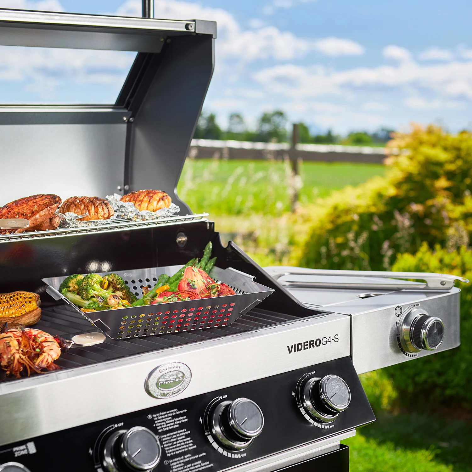 Rösle Gasgrill Videro G4-S VARIO+ Schwarz - Modell 2023 - SMART Deal Inkl. Grillfürst Grill Control + Abdeckhaube Und Grillplatte 13 Rösle Gasgrill Videro G4-S VARIO+ Schwarz - Modell 2023 - SMART Deal Inkl. Grillfürst Grill Control + Abdeckhaube Und Grillplatte – Bild 13