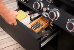 Rösle Gasgrill Videro Pro G6-S Vario+ Mattschwarz - Modell 2023 -Grill Verkaufs-Shop Roesle Videro Pro G6 S Detail Schubladen