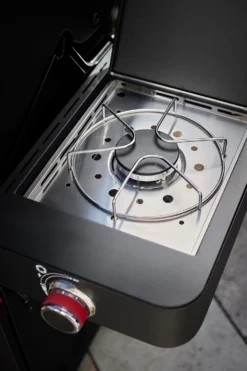 Rösle Videro G3-S VARIO+ Schwarz Gasgrill - FC Bayern Edition - Inkl. FC Bayern Abdeckhaube, Barbecue Grillzange Und Burgerpresse -Grill Verkaufs-Shop Roesle Videro Seitenkocher FC Bayern Edition 2