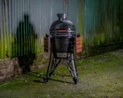 The Bastard Keramikgrill Classic Medium - Complete - Schwarz Glänzend - Modell 2023 -Grill Verkaufs-Shop The Bastard Classic Medium Complete Kamadogrill
